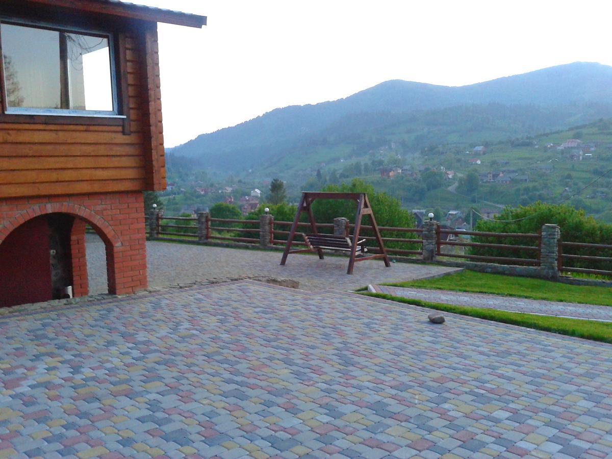 Lisoviy Zatyshok, Z Vidkrutum Litnim Baseynom Hotel Slavske Bagian luar foto